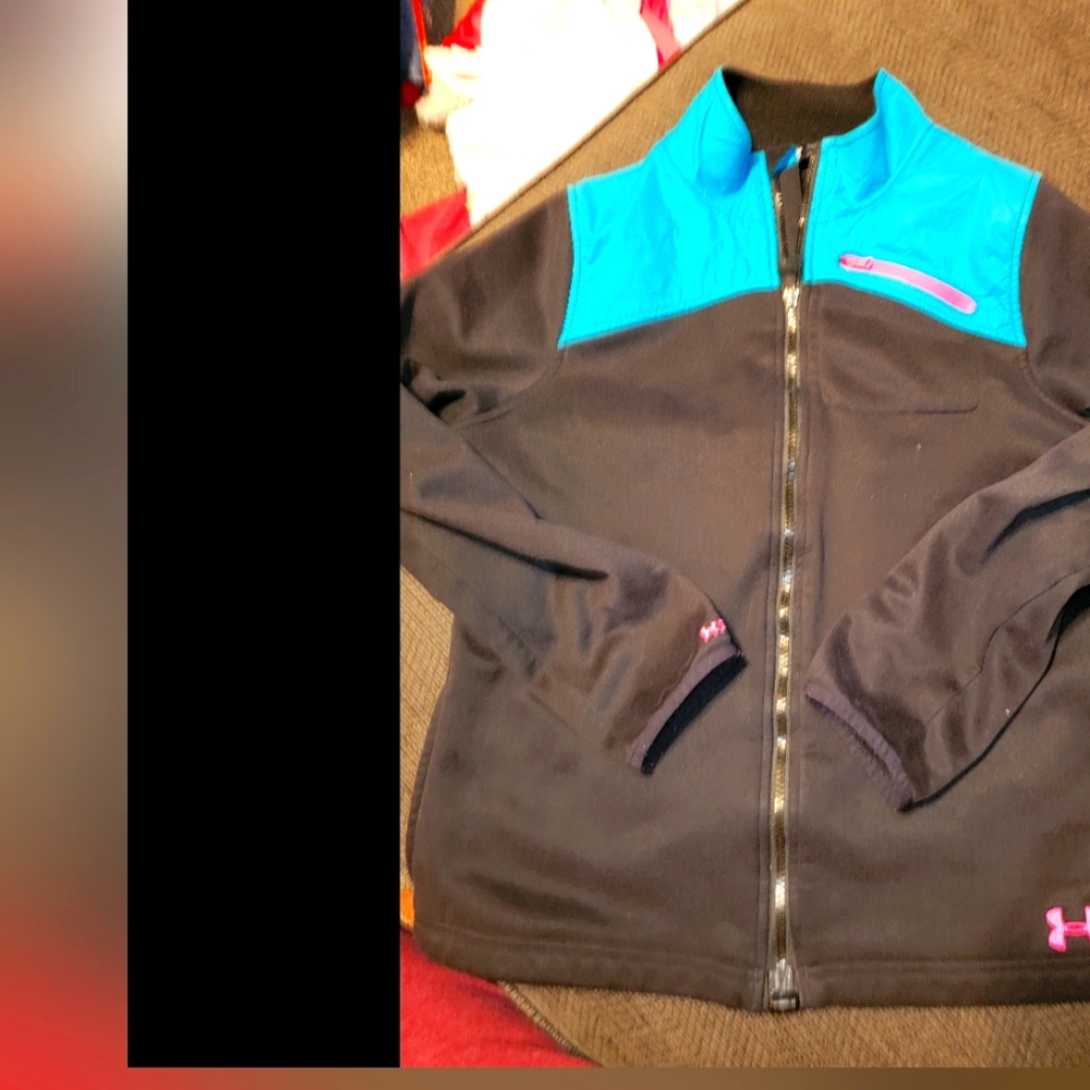 Under armour youth XL